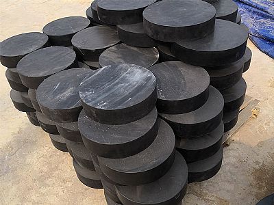 岑巩县板式橡胶支座由若干层橡胶片与薄钢板经加压硫化